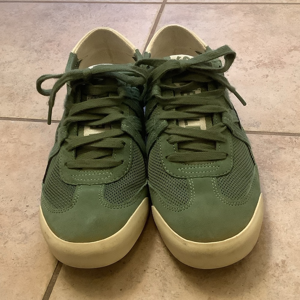 Sam Edelman Green mesh Sneakers, size 8